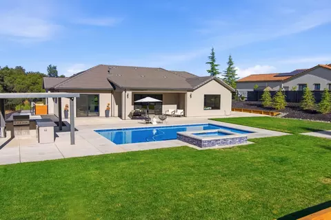 Exterior - 3360 Cherokee Trl, Loomis, CA 95650 photo 13 of 15