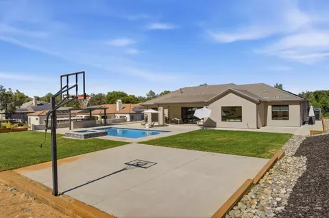 Exterior - 3360 Cherokee Trl, Loomis, CA 95650 photo 9 of 15