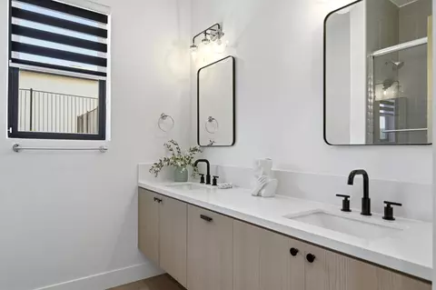 Bath - 3360 Cherokee Trl, Loomis, CA 95650 photo 6 of 6