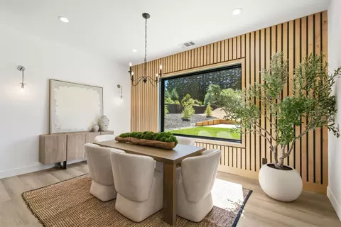 Dining - 3360 Cherokee Trl, Loomis, CA 95650 photo 1 of 3