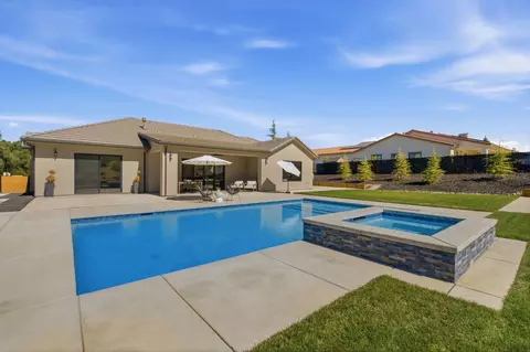 Exterior - 3360 Cherokee Trl, Loomis, CA 95650 photo 6 of 15