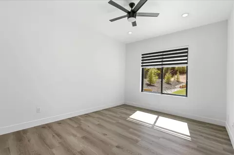 Bedroom - 3360 Cherokee Trl, Loomis, CA 95650 photo 5 of 6