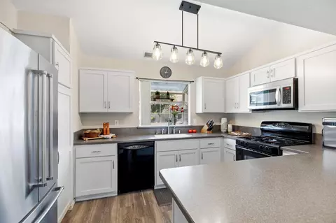 2821 Field Stone St, Modesto, CA 95355 photo 13