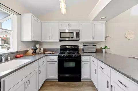 2821 Field Stone St, Modesto, CA 95355 photo 8