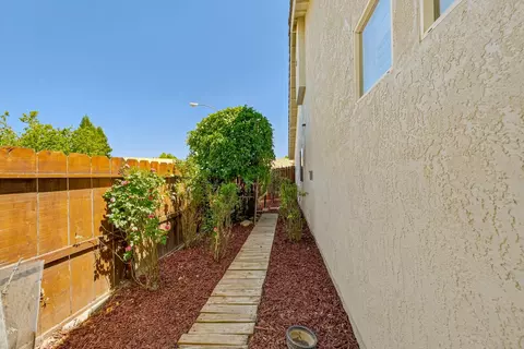 Exterior - 1126 Sprig, Merced, CA 95340 photo 6 of 9