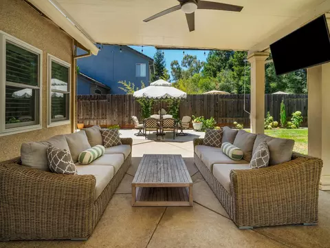Exterior - 8959 Augustine Ct, Orangevale, CA 95662 photo 11 of 14