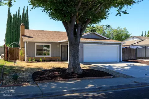 Exterior - 712 Walnut Ave, Patterson, CA 95363 photo 2 of 17