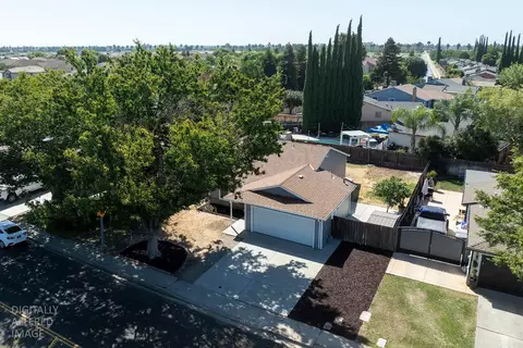 View/Area - 712 Walnut Ave, Patterson, CA 95363 photo 4 of 6