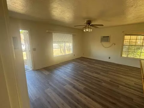 Living - 795 Ohio St, Gridley, CA 95948 photo 1 of 2