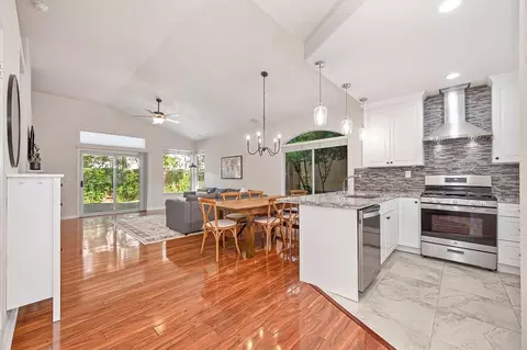 Kitchen - 111 Larkin Cir, Folsom, CA 95630 photo 4 of 8