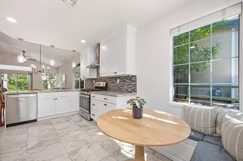 Kitchen - 111 Larkin Cir, Folsom, CA 95630 photo 3 of 8