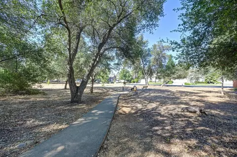 Exterior - 111 Larkin Cir, Folsom, CA 95630 photo 9 of 10