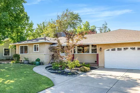 Exterior - 5220 Glancy Dr, Carmichael, CA 95608 photo 16 of 19