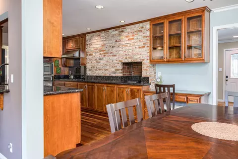 Dining - 5220 Glancy Dr, Carmichael, CA 95608 photo 1 of 3