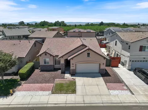 View/Area - 2095 Macedo St, Manteca, CA 95337 photo 1 of 10