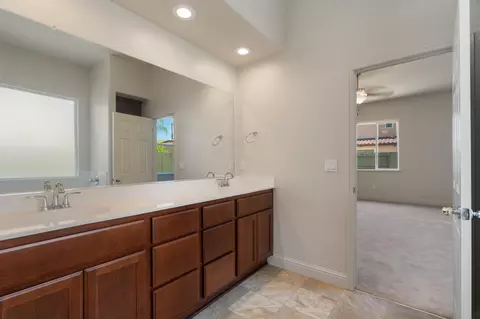 Entry Way - 2095 Macedo St, Manteca, CA 95337 photo 4 of 4