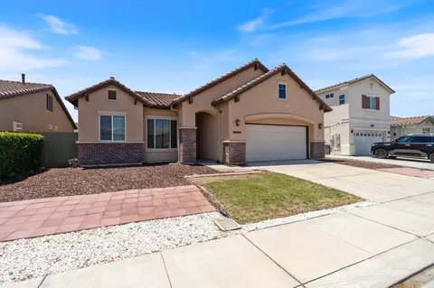 Exterior - 2095 Macedo St, Manteca, CA 95337 photo 2 of 5