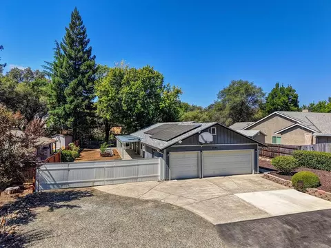 2648 Royal Park Dr, Cameron Park, CA 95682