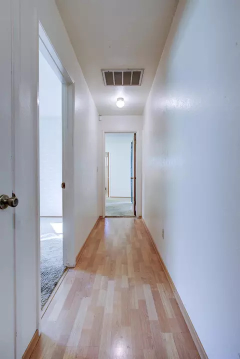 Entry Way - 2212 Mauna Loa Dr, Ceres, CA 95307 photo 2 of 4