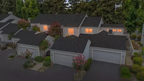 2930 Driftwood Pl #82, Stockton, CA 95219