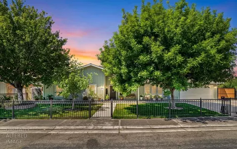 9713 Thornton Rd, Stockton, CA 95209