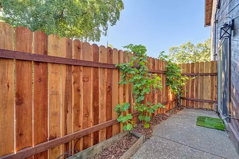 Exterior - 1311 Drake Dr #1, Davis, CA 95616 photo 2 of 7