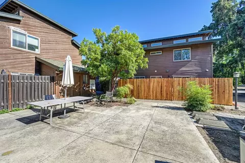 Exterior - 1311 Drake Dr #1, Davis, CA 95616 photo 6 of 7