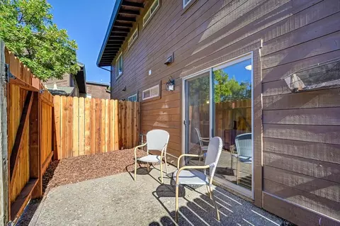 Exterior - 1311 Drake Dr #1, Davis, CA 95616 photo 4 of 7