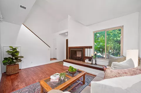 Living - 1311 Drake Dr #1, Davis, CA 95616 photo 2 of 2