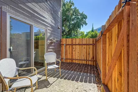 Exterior - 1311 Drake Dr #1, Davis, CA 95616 photo 3 of 7
