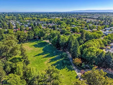View/Area - 1311 Drake Dr #1, Davis, CA 95616 photo 4 of 4