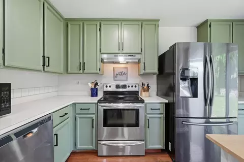 Kitchen - 3006 Springview Meadows Dr, Rocklin, CA 95677 photo 5 of 5