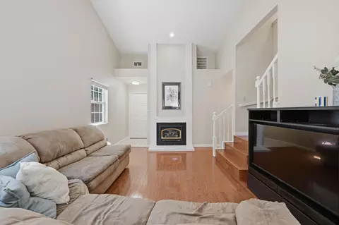 Living - 3006 Springview Meadows Dr, Rocklin, CA 95677 photo 2 of 2