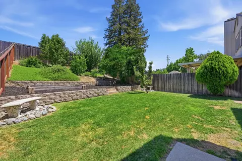Exterior - 3006 Springview Meadows Dr, Rocklin, CA 95677 photo 5 of 12