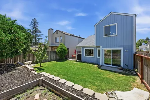 Exterior - 3006 Springview Meadows Dr, Rocklin, CA 95677 photo 12 of 12