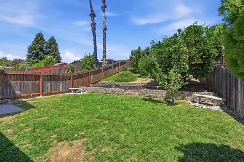 Exterior - 3006 Springview Meadows Dr, Rocklin, CA 95677 photo 9 of 12