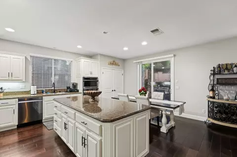 Kitchen - 552 Denier Ct, Galt, CA 95632 photo 2 of 3