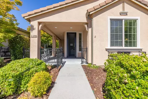 1105 Volonne Dr, Roseville, CA 95747
