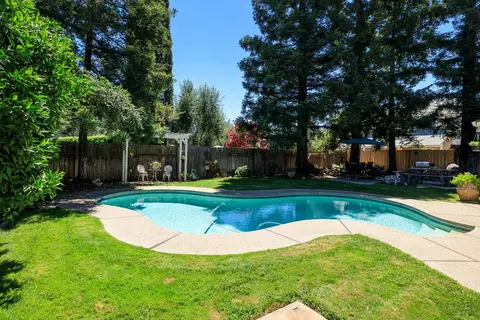 1636 Peacock Dr, Turlock, CA 95382 photo 36