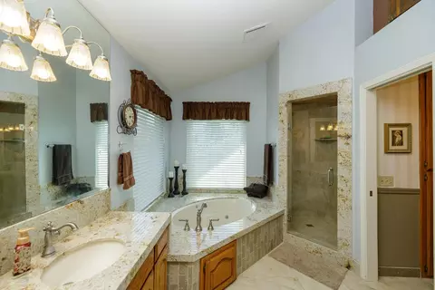 1636 Peacock Dr, Turlock, CA 95382 photo 30