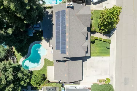 1636 Peacock Dr, Turlock, CA 95382 photo 3