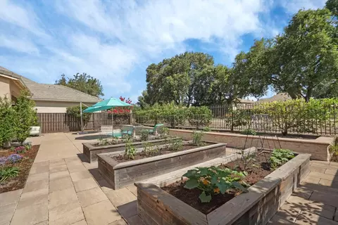 Exterior - 3081 Lombard St, Lodi, CA 95242 photo 12 of 16