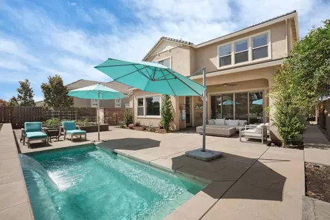 Exterior - 3081 Lombard St, Lodi, CA 95242 photo 14 of 16