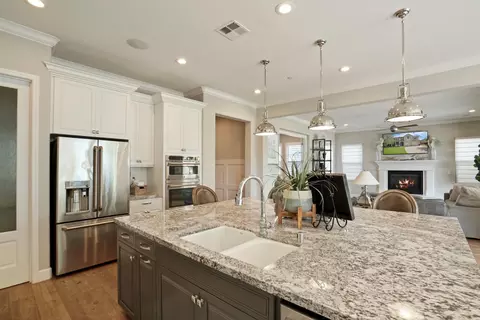Kitchen - 3081 Lombard St, Lodi, CA 95242 photo 4 of 5