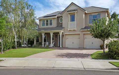 Exterior - 3081 Lombard St, Lodi, CA 95242 photo 2 of 16