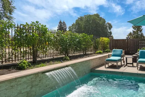 Exterior - 3081 Lombard St, Lodi, CA 95242 photo 15 of 16