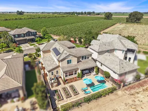 View/Area - 3081 Lombard St, Lodi, CA 95242 photo 6 of 18