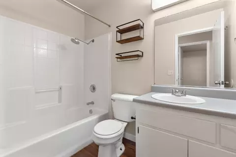 Bath - 2915 Kola St, Live Oak, CA 95953 photo 2 of 2