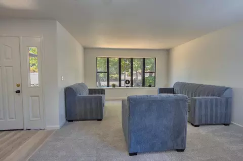 Living - 2180 N Berkeley Ave, Turlock, CA 95382 photo 2 of 7