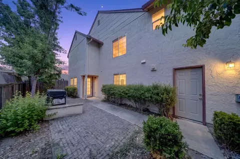 Exterior - 3829 Olivebranch Ln, Carmichael, CA 95608 photo 3 of 9